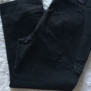 Gloria Vanderbilt Cargo Capris